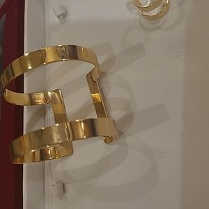 LAST CALL $10 Statement Bracelet  & ring set Very Attractive set